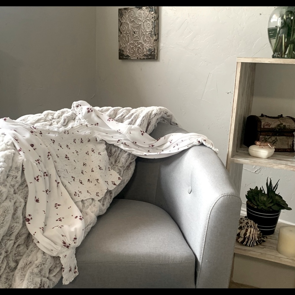 Small Coco + Jaimeson Floral Ruched Peasant Top